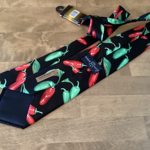 Robin Ruth “Chilis & Leaves“ Necktie - Picture 2 of 5